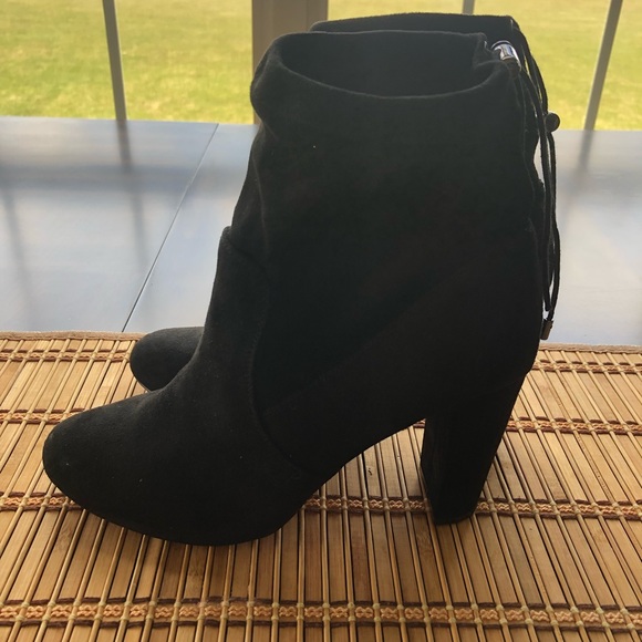 Express Booties Adjustable Ankle drawstring. Size 9M - Picture 2 of 8